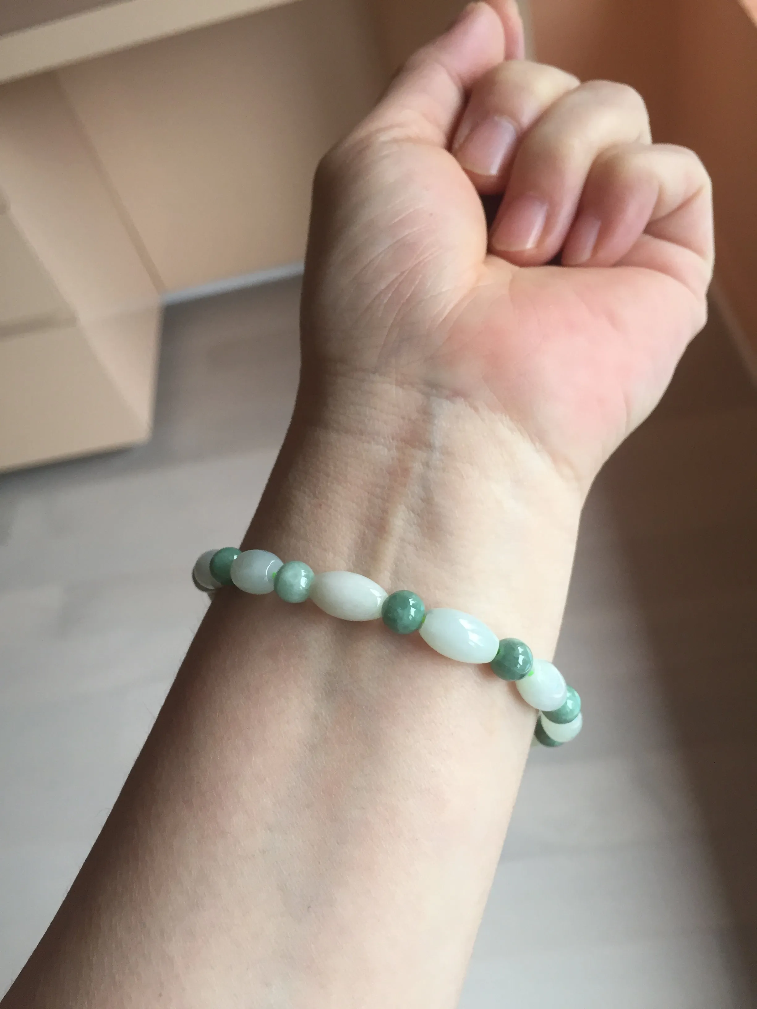 100% natural type A light green jadeite jade beads bracelet group BQ76