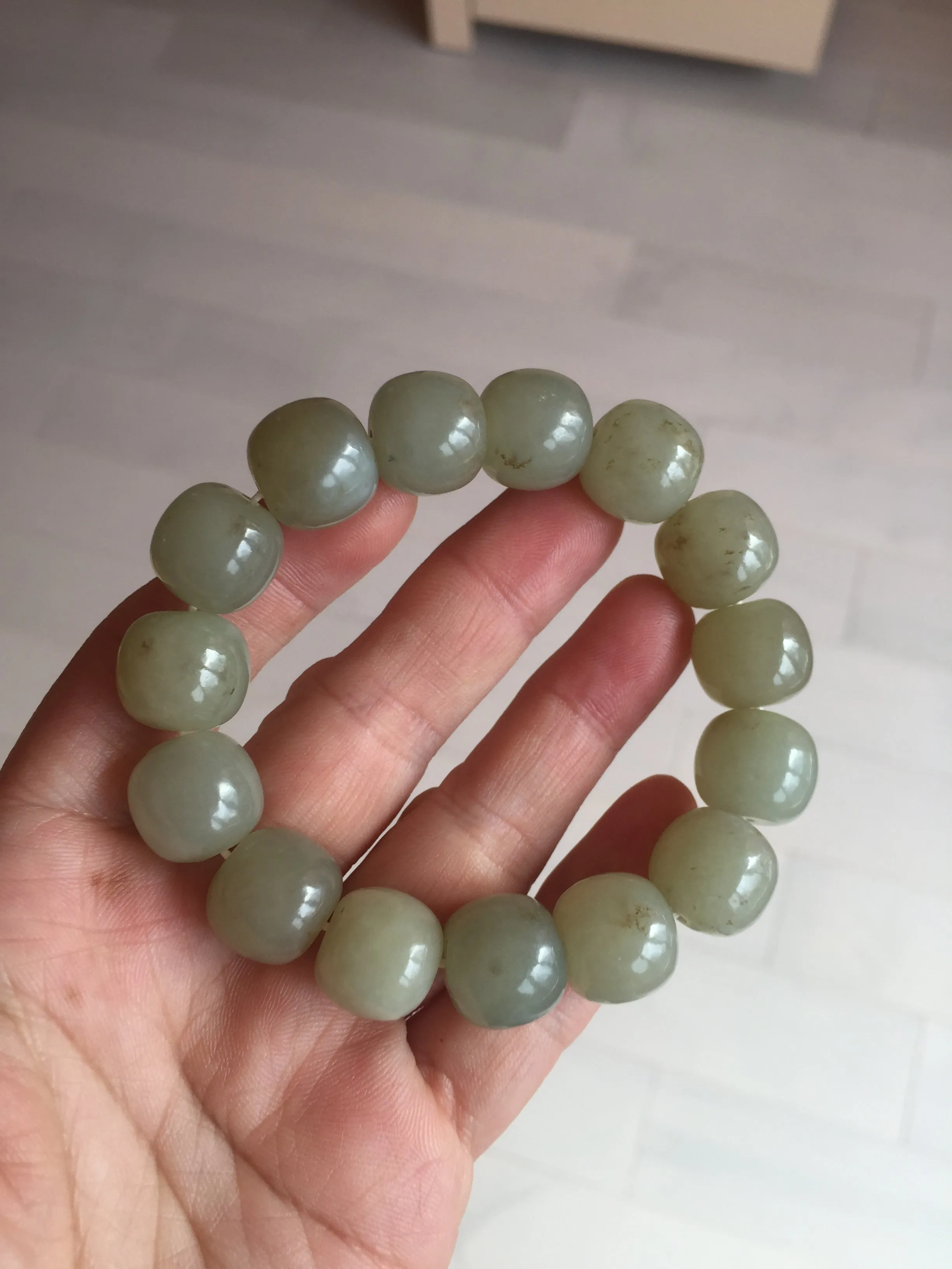14x13.2mm 100% Natural light green/brown vintage style nephrite Hetian Jade bead bracelet HE89