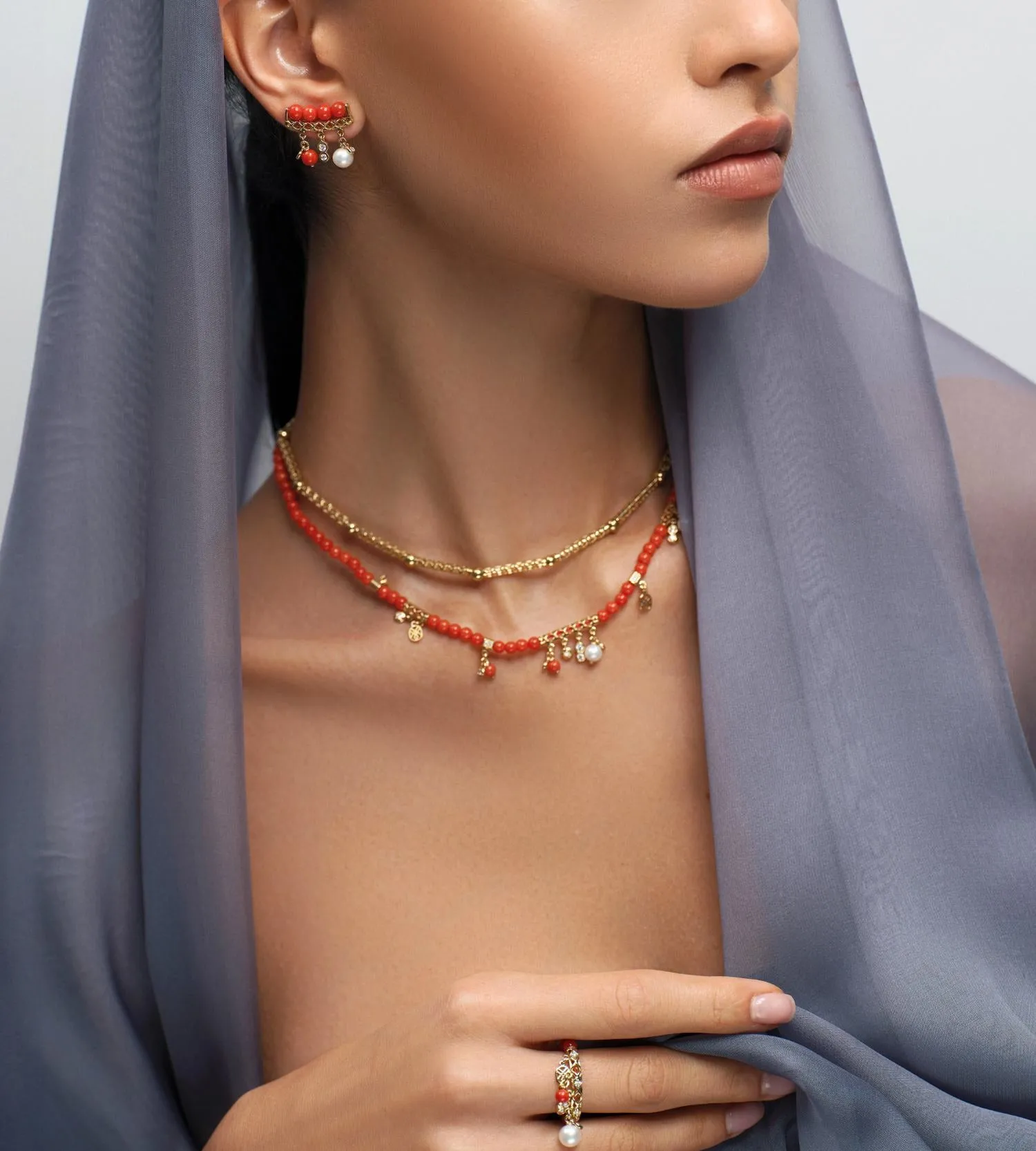 Mira coral necklace