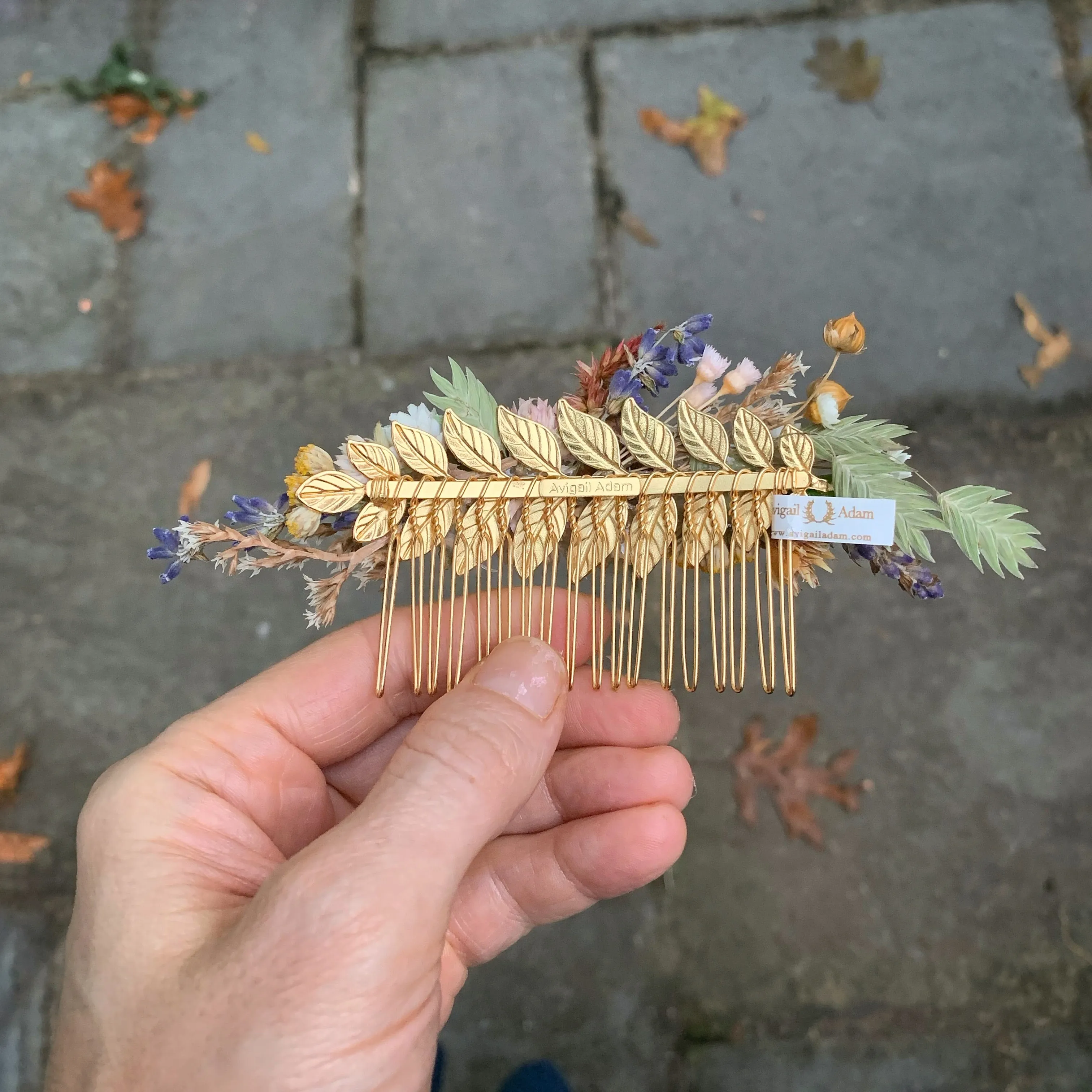 Preorder * Athena Dried Flowers Hair Comb